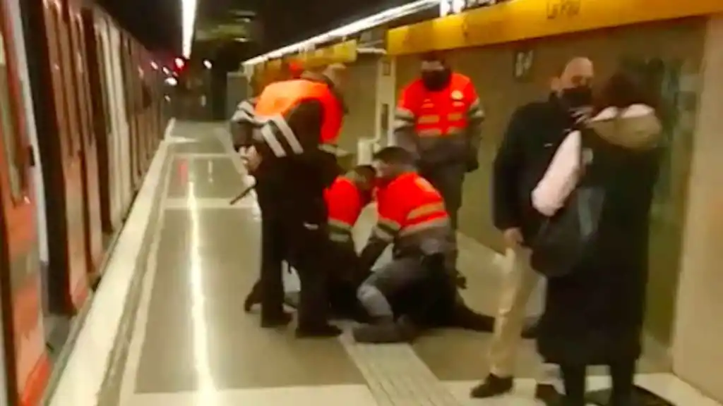 Vigilantes de Seguridad Metro de Barcelona